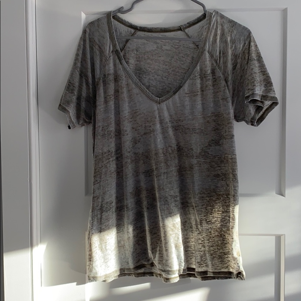 American Eagle Distressed Camo T-Shirt
